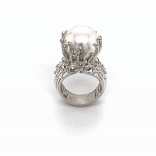 Load image into Gallery viewer, Betelgeuse 925 Sterling Silver with Pearl Ring
